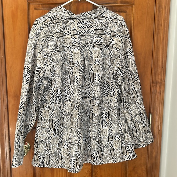 Appleseed’s Plus Women’s Bohemian Print Button Down Shirt - Picture 8 of 8